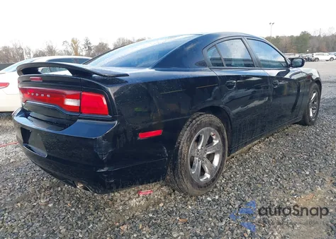 2013 Dodge Charger Se from USA, damaged, VIN 2C3CDXBG6DH696910